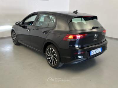 Volkswagen Golf 1.0 eTSI EVO Life DSG Nero usata Cesena