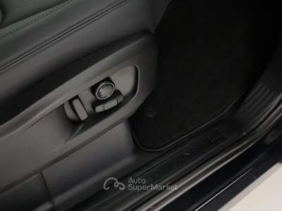 Land Rover Defender Defender 110 3.0d i6 mhev SE awd 200cv autocarro N1 Nero usata Reggio nell'Emilia