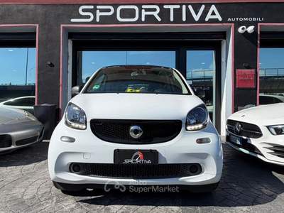 Smart ForTwo PELLE NAVI TETTO RATA MENSILE 199,00 EURO 70 1.0 52kW passion Bianco usata Roma