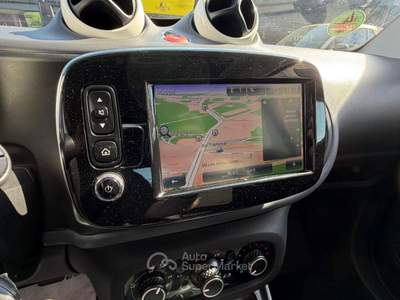 Smart ForTwo PELLE NAVI TETTO RATA MENSILE 199,00 EURO 70 1.0 52kW passion Bianco usata Roma