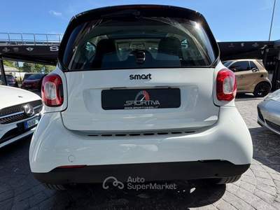 Smart ForTwo PELLE NAVI TETTO RATA MENSILE 199,00 EURO 70 1.0 52kW passion Bianco usata Roma