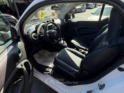Smart ForTwo PELLE NAVI TETTO RATA MENSILE 199,00 EURO 70 1.0 52kW passion Bianco usata Roma