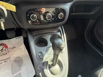 Smart ForTwo PELLE NAVI TETTO RATA MENSILE 199,00 EURO 70 1.0 52kW passion Bianco usata Roma