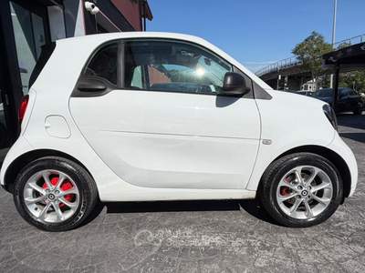 Smart ForTwo PELLE NAVI TETTO RATA MENSILE 199,00 EURO 70 1.0 52kW passion Bianco usata Roma