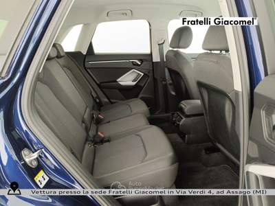 Audi Q3 40 2.0 tfsi business advanced quattro s-tronic Blu/Azzurro usata Assago