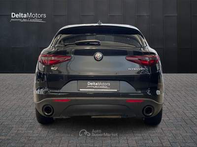 Alfa Romeo Stelvio  - stelvio 2.2 t sport tech q4 190cv auto Nero usata Ancona