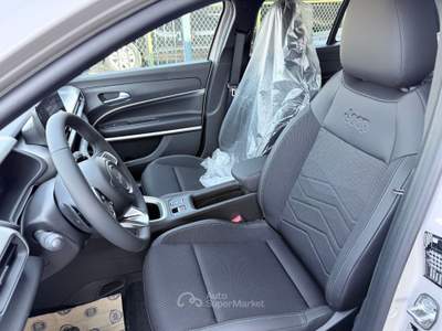 Jeep Avenger 1.2 turbo e-hybrid mhev Summit fwd 110cv edct6 Oro usata MALNATE