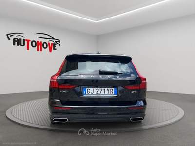 Volvo V60 Cross Country V60 Cross Country B4 Nero usata Cambiago