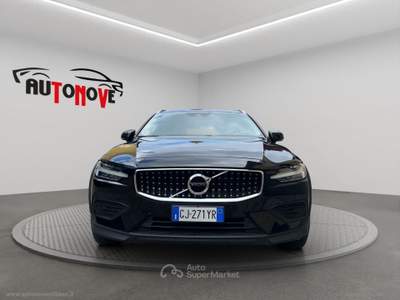 Volvo V60 Cross Country V60 Cross Country B4 Nero usata Cambiago