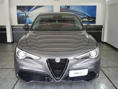 Alfa Romeo Stelvio 2.2 Turbodiesel 190 CV AT8 Q4 Business Grigio usata Pozzuoli