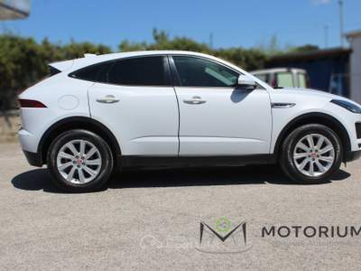 Jaguar E-Pace 2.0D I4 AWD 150CV AUTO Bianco usata Napoli