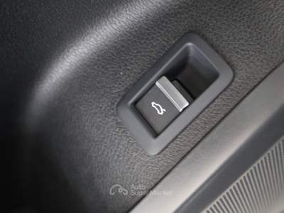 Audi Q5 30 2.0 tdi mhev Business Design 136cv s-tronic Nero usata Ceglie Messapica