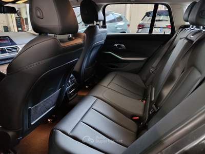 BMW Serie 3 325tds d Touring mhev 48V xdrive Sport auto Grigio usata Verona