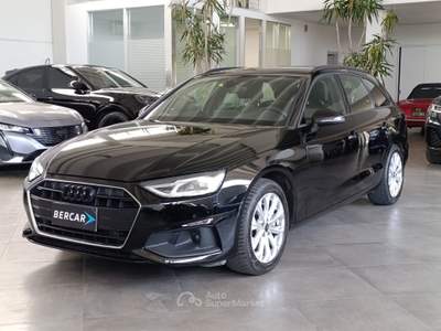 Audi A4 40 2.0 tdi mhev Business Advanced 204cv s-tronic Nero usata Verona