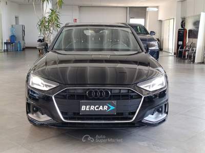 Audi A4 40 2.0 tdi mhev Business Advanced 204cv s-tronic Nero usata Verona