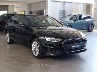Audi A4 40 2.0 tdi mhev Business Advanced 204cv s-tronic Nero usata Verona