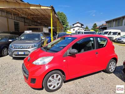 Peugeot 107  1.0 68 CV 3p. Active Rosso usata Borgo Ticino