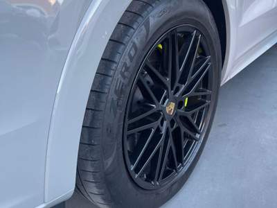 Porsche Cayenne 3.0 V6 E-Hybrid usata Taranto