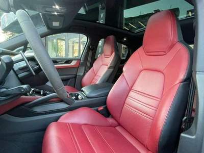 Porsche Cayenne 3.0 V6 E-Hybrid usata Taranto