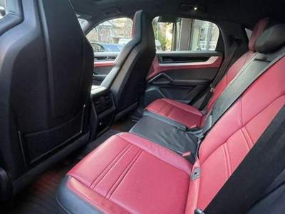 Porsche Cayenne 3.0 V6 E-Hybrid usata Taranto