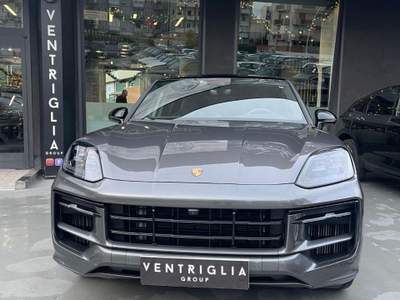 Porsche Cayenne 3.0 V6 E-Hybrid usata Taranto
