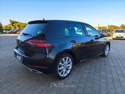 Volkswagen Golf  1.6 TDI 115CV DSG 5p. Executive BMT Nero usata San Michele Salentino