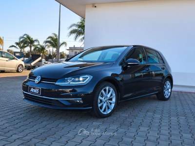 Volkswagen Golf  1.6 TDI 115CV DSG 5p. Executive BMT Nero usata San Michele Salentino