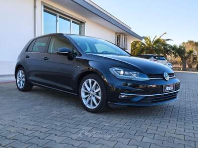 Volkswagen Golf  1.6 TDI 115CV DSG 5p. Executive BMT Nero usata San Michele Salentino