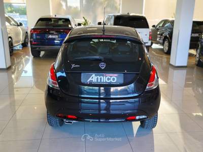 Lancia Ypsilon  1.2 69 CV 5p. Platinum Nero usata San Michele Salentino