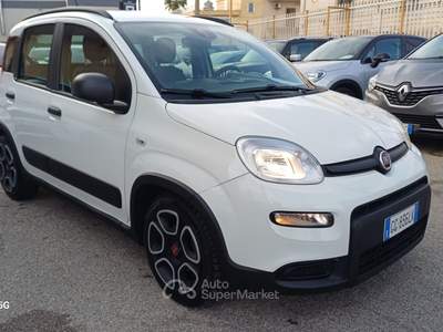 Fiat Panda FireFly S&S Hybrid City Life Bianco usata Massafra
