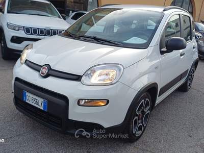 Fiat Panda FireFly S&S Hybrid City Life Bianco usata Massafra
