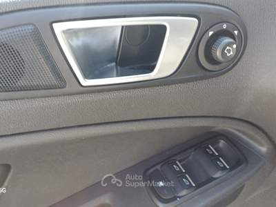 Ford EcoSport TDCi 95 CV Titanium Bianco usata Massafra