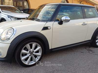 MINI Clubman 1.6 16V Cooper D Beige usata Massafra