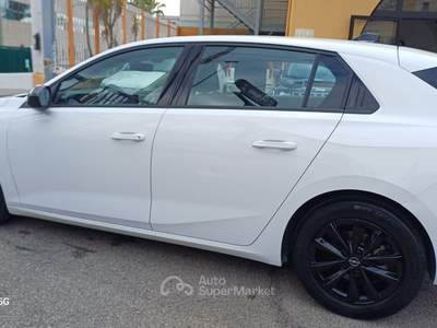 Opel Astra Diesel 130 CV Edition Bianco usata Massafra