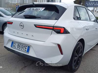 Opel Astra Diesel 130 CV Edition Bianco usata Massafra