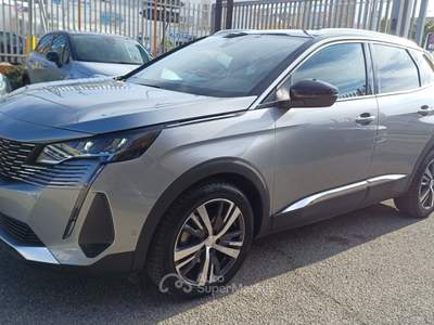 Peugeot 3008 S&S Allure Pack Grigio usata Massafra
