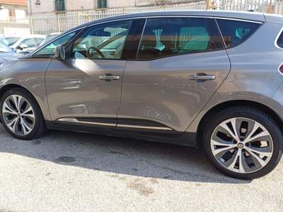 Renault Scénic Scenic Scénic dCi 8V 110 CV EDC Energy Intens Grigio usata Massafra