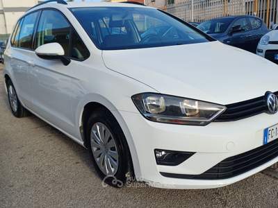 Volkswagen Golf Sportsvan 1.6 TDI 90 CV 5p. Trendline BlueMotion Technology Bianco usata Massafra
