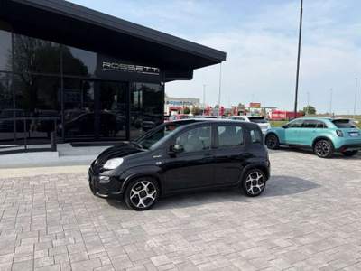 Fiat Panda 1.0 FireFly SPORT Hybrid ANCHE NEOPATENTATI Nero usata Russi