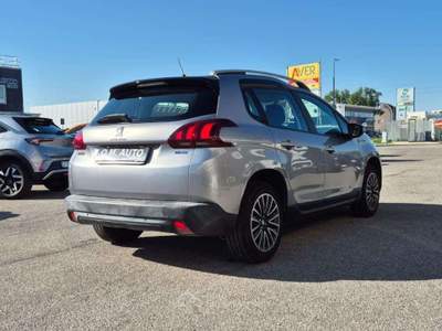 Peugeot 2008 1.2 PureTech 82 Active GPL Argento usata Cento