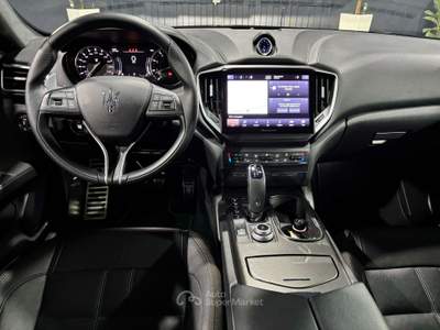 Maserati Ghibli 3.0 V6 Modena S Q4 430cv auto Nero usata Luzzara