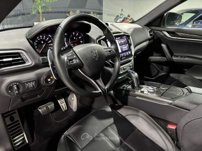 Maserati Ghibli 3.0 V6 Modena S Q4 430cv auto Nero usata Luzzara