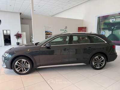 Audi A4 A4 Allroad 40 2.0 tdi S-tronic Identity Contrast Grigio usata Occhiobello