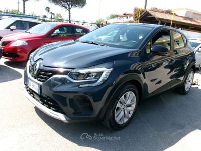 Renault Captur CAPTUR 1.0 GPL DI SERIE PDC/RETROCAMERA Grigio usata Giugliano in Campania