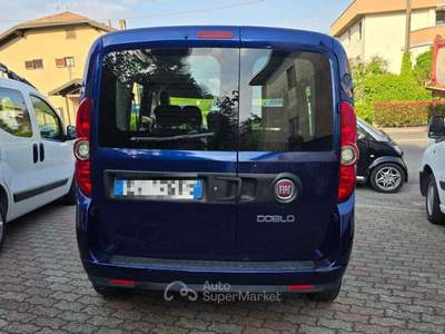 Fiat Doblò Doblò 1.6 MJT 16V 90CV Dualogic Active Blu/Azzurro usata CASTIGLIONE OLONA