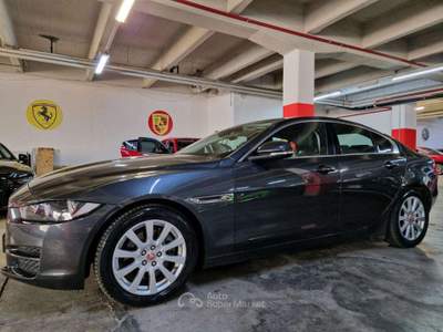 Jaguar XE 2000 DIESEL CV.180 AUTOM / 17'/PELLE Grigio usata Torino