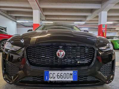 Jaguar XE 2000 D 204 CV AUT. R-DYNAMIC BLACK EDIT.KM. 13.900 Nero usata Torino