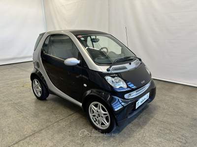 Smart ForTwo Fortwo 0.6 Smart&Passion 55cv Nero usata Cuneo