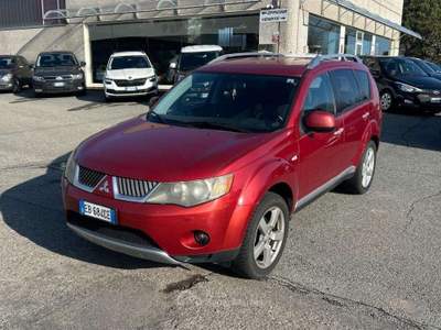 Mitsubishi Outlander Outlander II 2007 2.2 di-d Instyle 7posti Rosso usata Romagnano Sesia