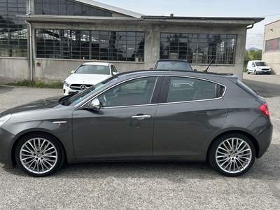 Alfa Romeo Giulietta Giulietta III 2010 2.0 jtdm Exclusive 175cv tct E5 Grigio usata Romagnano Sesia